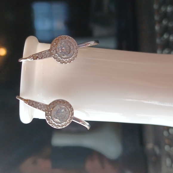 Sold - Picture 3 of 12